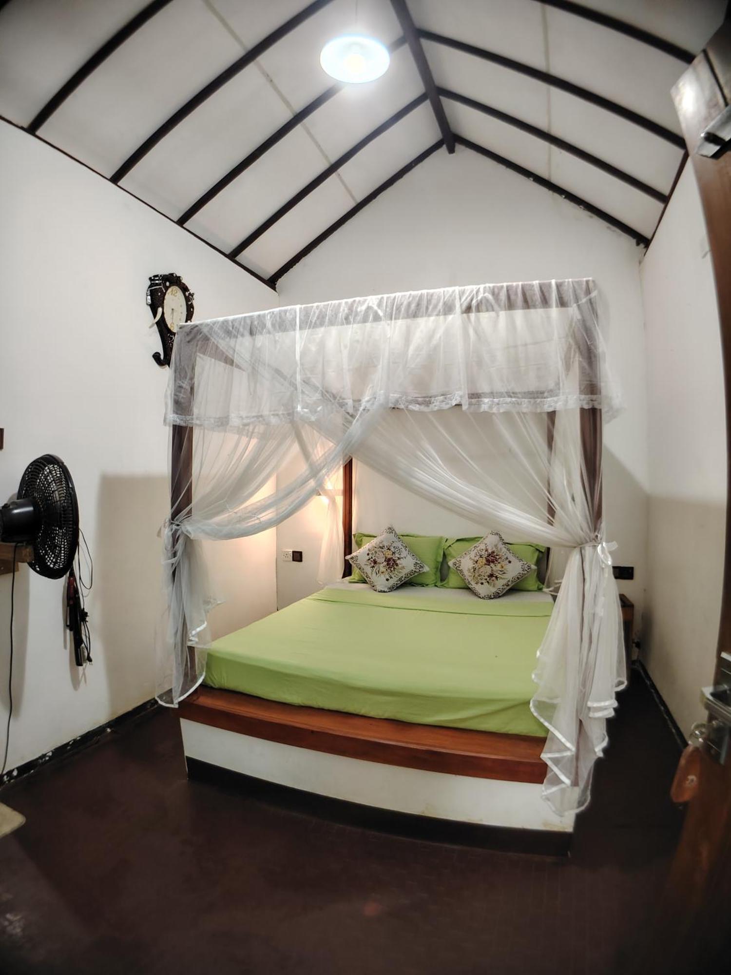Freedom Safari Cottage อุดาวาลาเว ภายนอก รูปภาพ